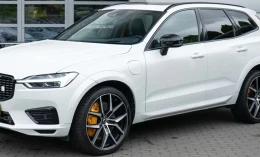 Volvo XC60 2020 Hybrid Electric/Gasoline Automatic