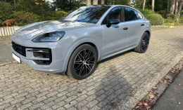 Porsche Cayenne 2023 Hybrid Electric/Gasoline Automatic