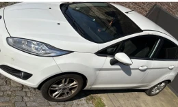 Ford Fiesta 2015 Gasoline Manual