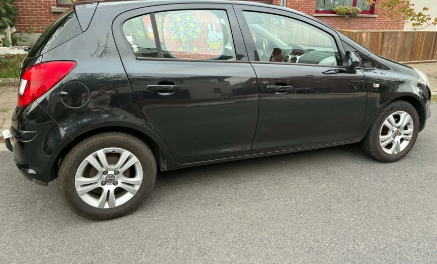 Opel Corsa 2013 Gasoline Manual Image 12