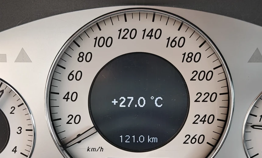 Mercedes-Benz E 200 2008 Diesel Manual Image 5