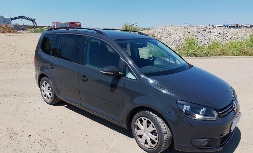 Volkswagen Touran 2014 Diesel Manual Image 1