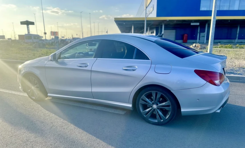 Mercedes-Benz CLA 220 2013 Diesel Automatic Image 3