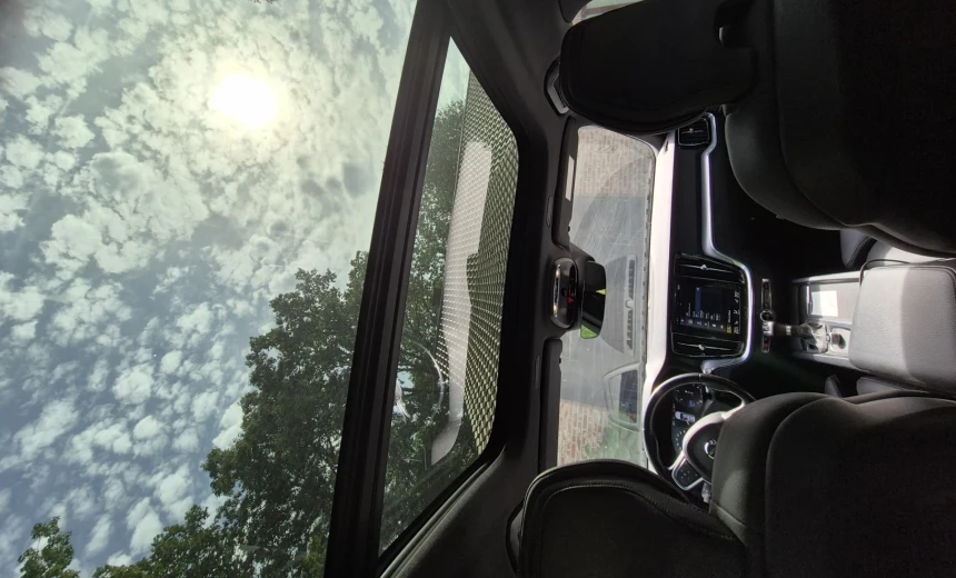 Volvo V60 2019 Diesel Automatic Image 4