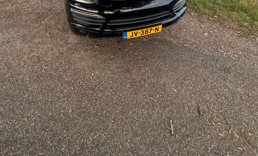 Porsche Cayenne 2010 Gasoline Automatic Image 0