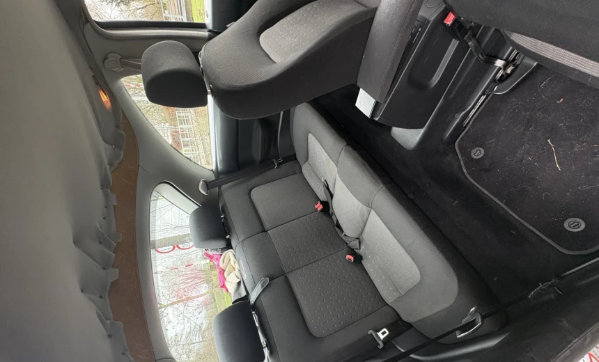 Volkswagen New Beetle 2008 Diesel Manual Image 8