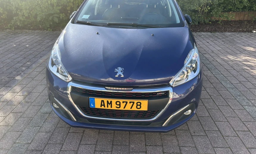 Peugeot 208 2015 Gasoline Manual Image 0