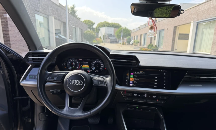 Audi A3 2021 Hybrid Electric/Gasoline Manual Image 6