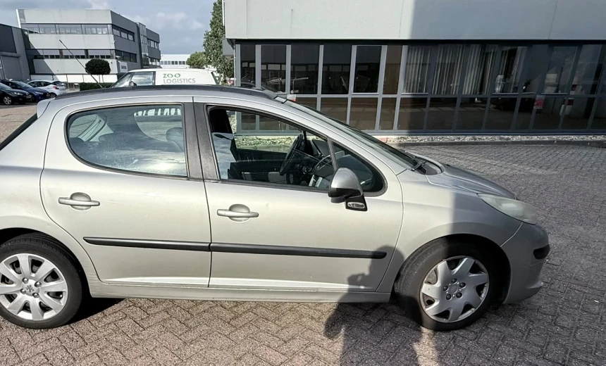 Peugeot 207 2007 Gasoline Automatic Image 4
