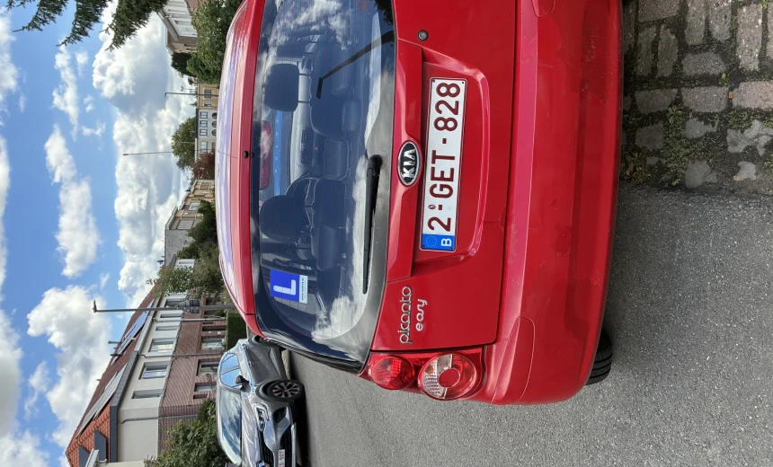 Kia Picanto 2010 Gasoline Manual Image 2