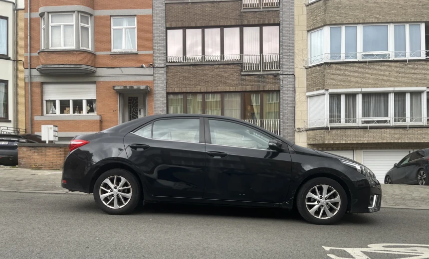 Toyota Corolla 2015 Diesel Manual Image 1