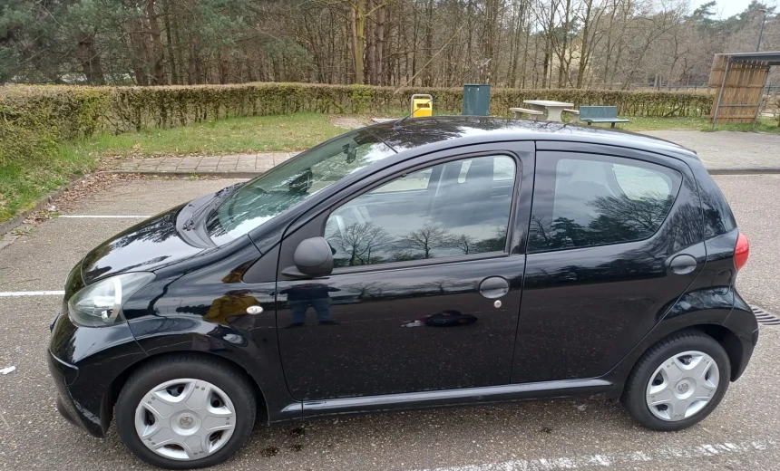 Toyota Aygo 2008 Gasoline Manual Image 1