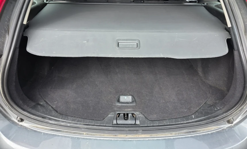 Volvo V60 2018 Gasoline Automatic Image 10
