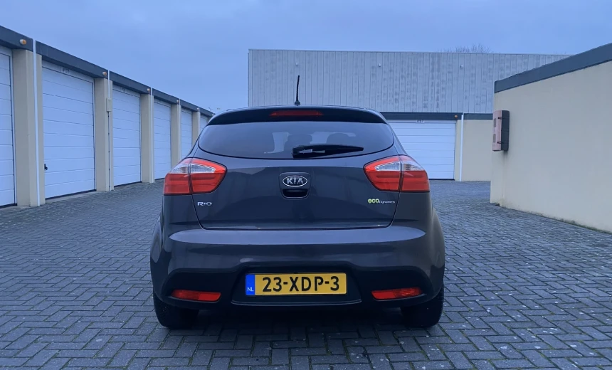 Kia Rio 2012 Gasoline Manual Image 3