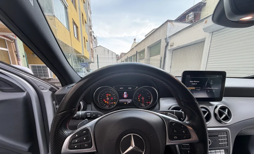 Mercedes-Benz GLA 200 2017 Diesel Automatic Image 5