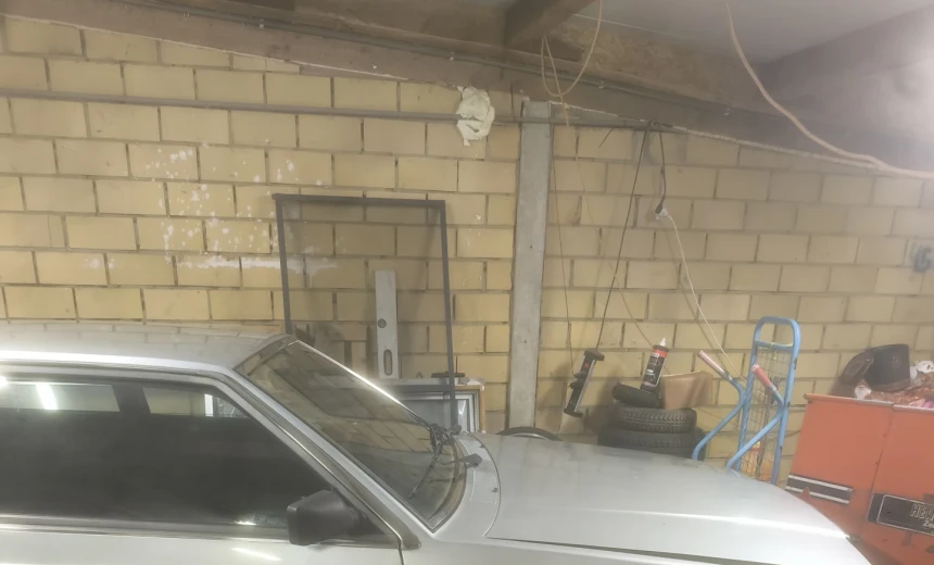 Maserati Biturbo 1985 Gasoline Manual Image 1