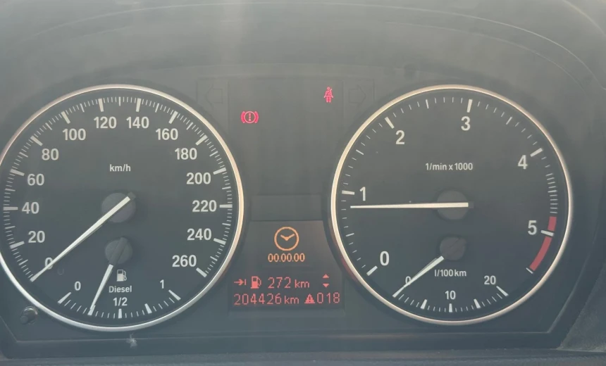 BMW 318 2008 Diesel Manual Image 7