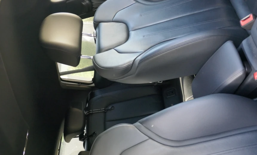 Audi Q2 2017 Gasoline Manual Image 11