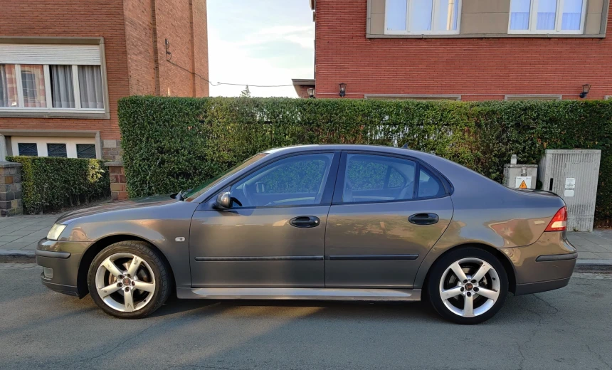 Saab 93 2004 Diesel Manual Image 4