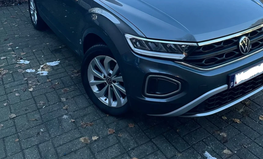 Volkswagen T-Roc 2025 Gasoline Automatic Image 1