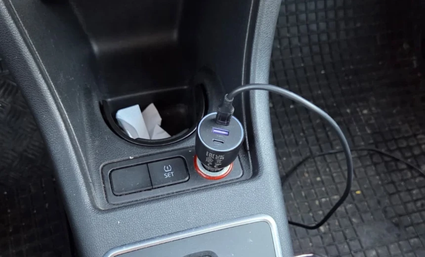Volkswagen up! 2016 Gasoline Automatic Image 7
