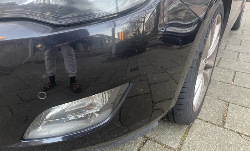 Opel Astra 2010 Gasoline Manual Image 3