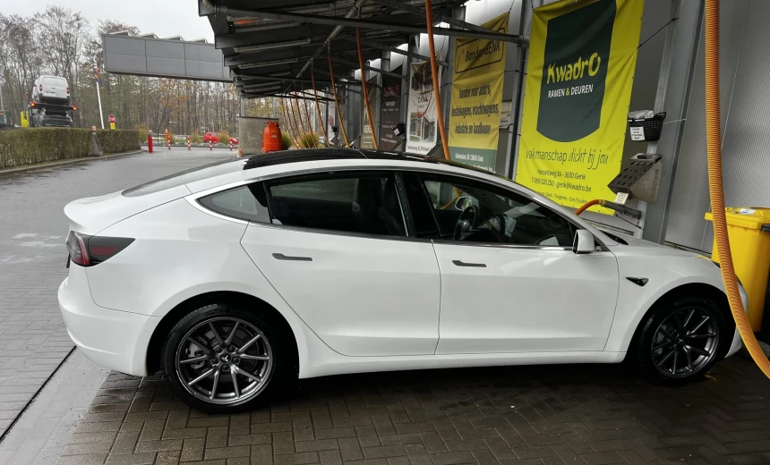 Tesla Model 3 2019 Electric Automatic Image 4