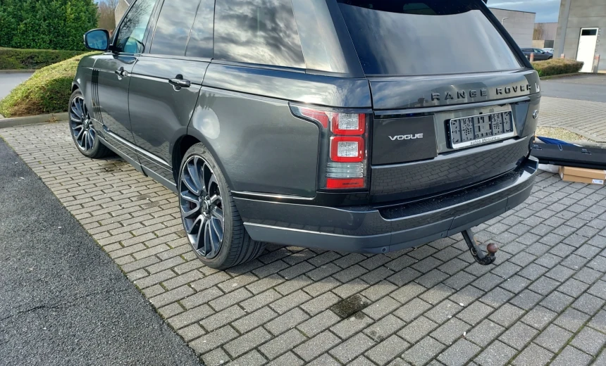 Land Rover Range Rover 2017 Diesel Automatic Image 13