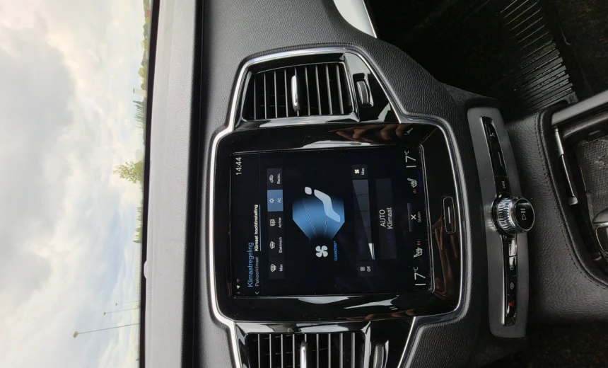 Volvo XC90 2017 Diesel Automatic Image 14