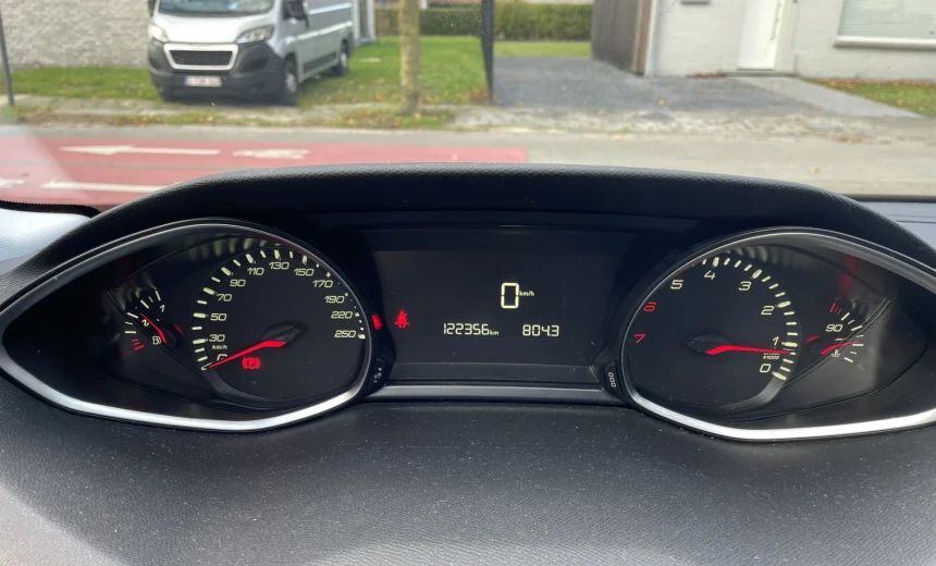 Peugeot 308 2016 Gasoline Manual Image 10