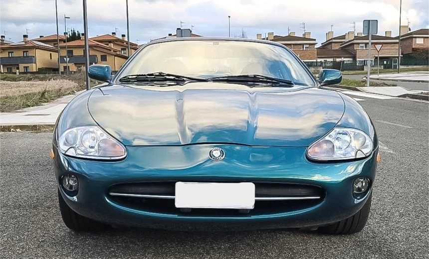 Jaguar XK8 1997 Gasoline Automatic Image 1