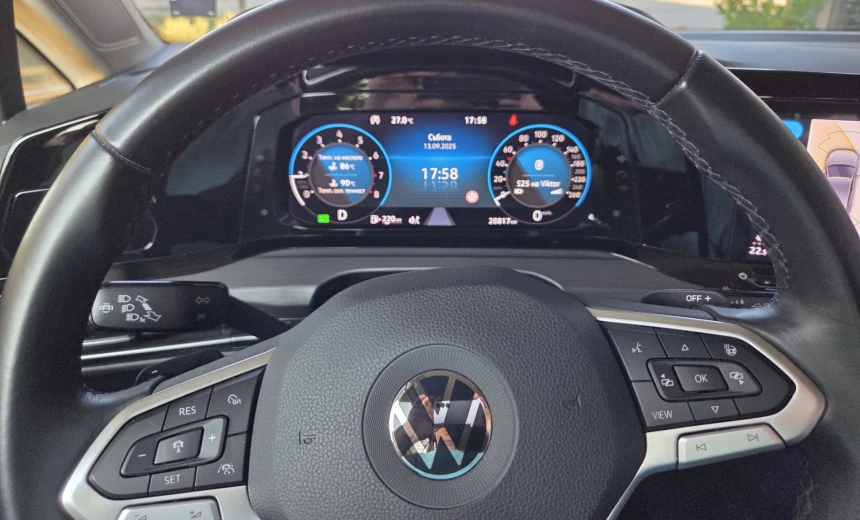 Volkswagen Golf 2020 Gasoline Automatic Image 8