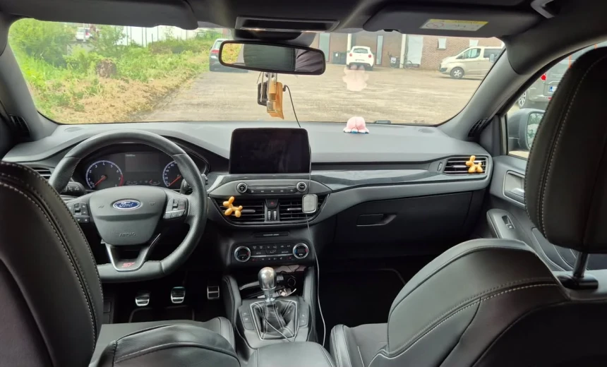 Ford Focus 2020 Gasoline Manual Image 6
