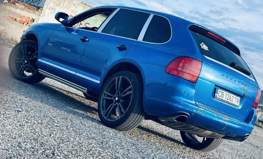 Porsche Cayenne 2005 Gasoline Automatic Image 10
