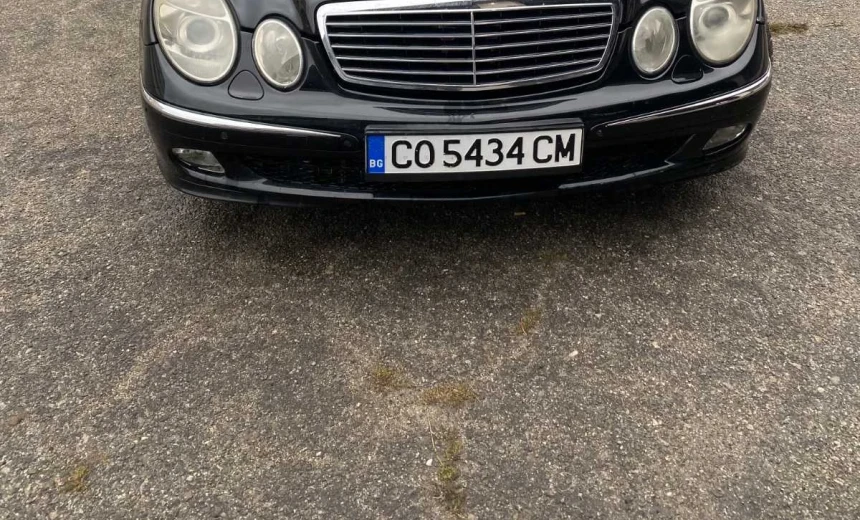 Mercedes-Benz E 270 2004 Diesel Automatic Image 0