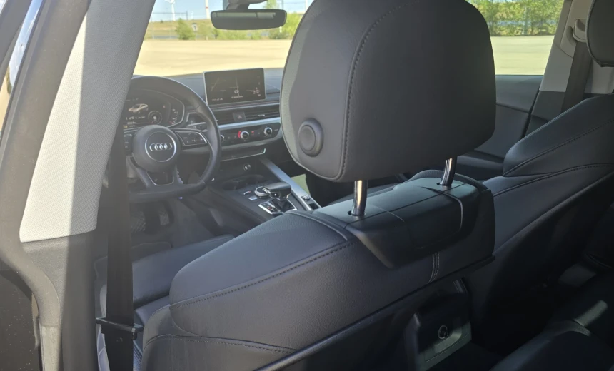 Audi A5 2019 Hybrid Electric/Gasoline Automatic Image 4