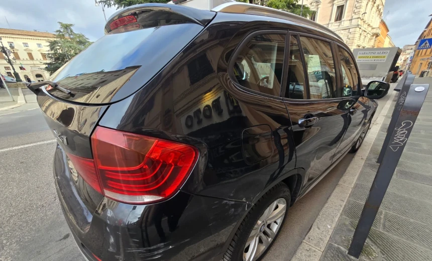 BMW X1 2010 Diesel Manual Image 6