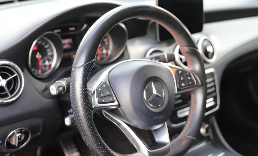 Mercedes-Benz CLA 180 2017 Diesel Automatic Image 4