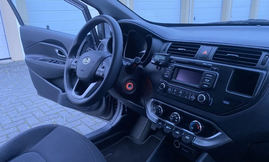 Kia Rio 2012 Gasoline Manual Image 14