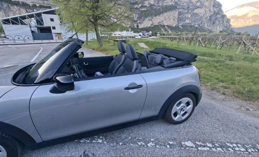 MINI Cooper Cabrio 2025 Gasoline Automatic Image 0
