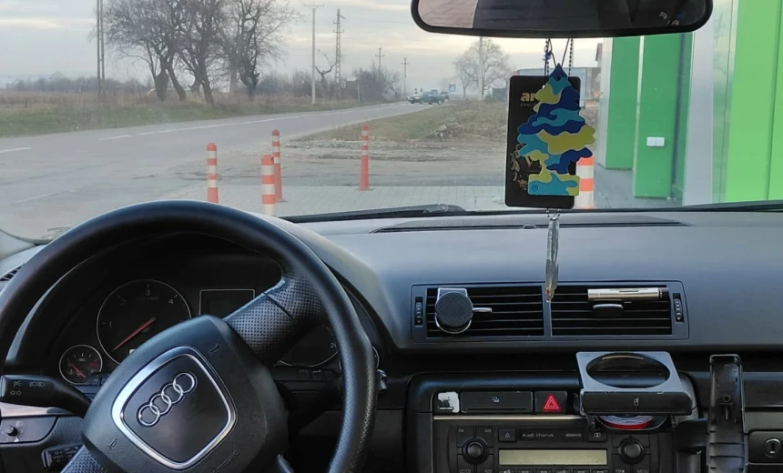 Audi A4 2004 Diesel Manual Image 0