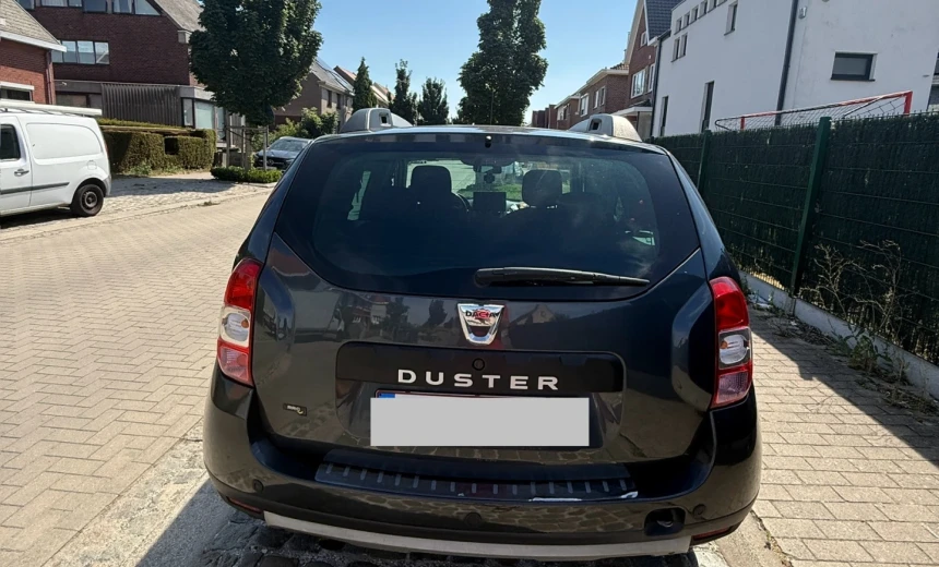 Dacia Duster 2015 Gasoline Manual Image 4