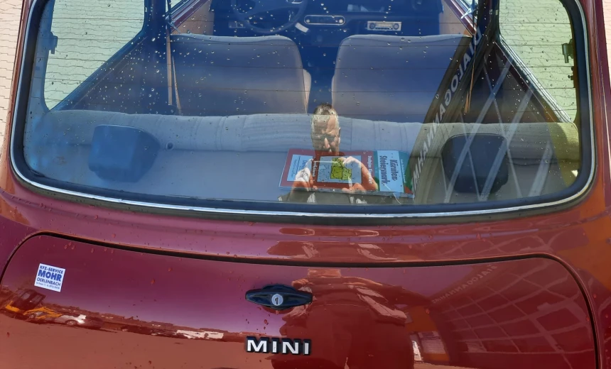 MINI 1000 1985 Gasoline Manual Image 3