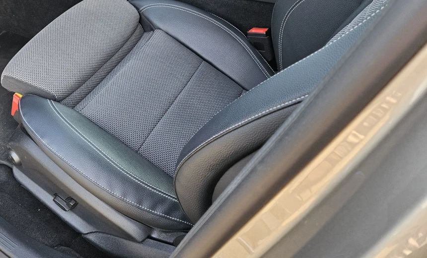 Mercedes-Benz E 200 2021 Gasoline Automatic Image 2