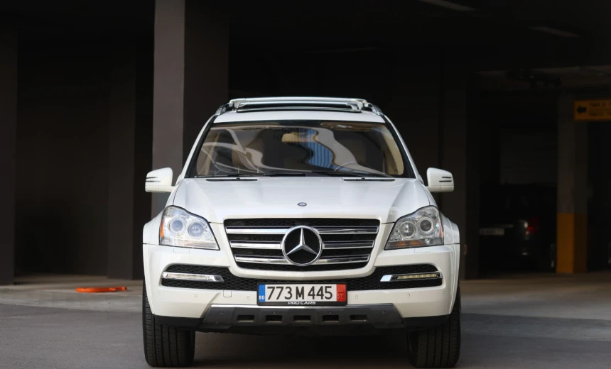 Mercedes-Benz GL 450 2012 Gasoline Automatic Image 0