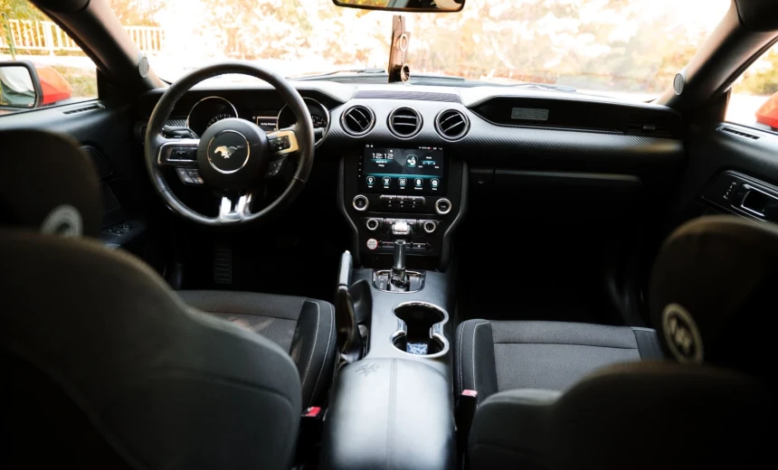 Ford Mustang 2015 Gasoline Automatic Image 9