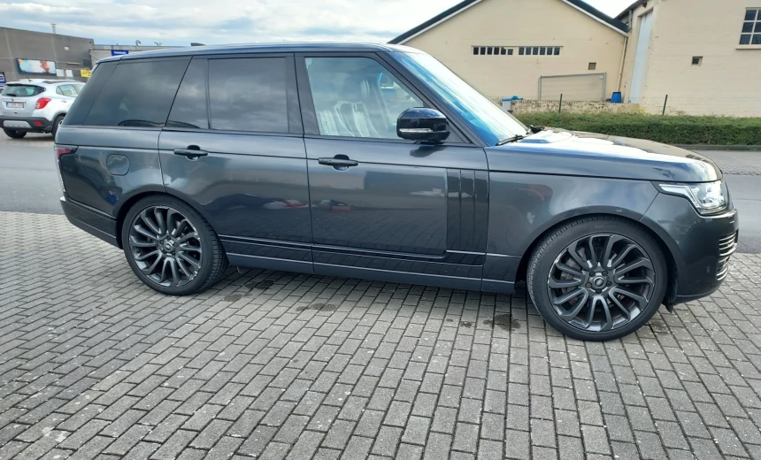 Land Rover Range Rover 2017 Diesel Automatic Image 4