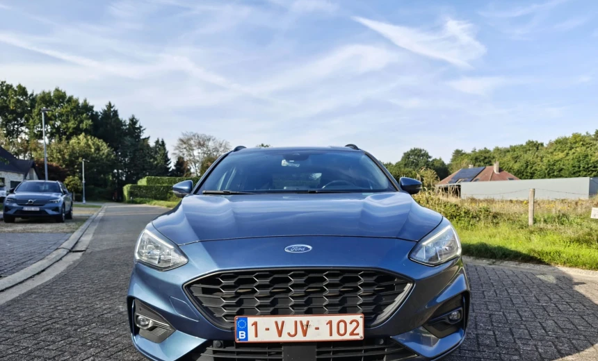 Ford Focus 2020 Hybrid Electric/Gasoline Manual Image 1