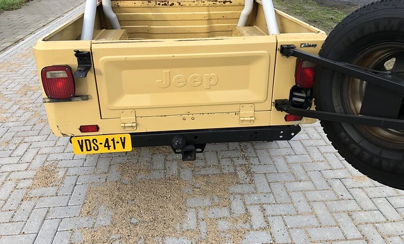 Jeep CJ-8 1981 Gasoline Manual Image 1