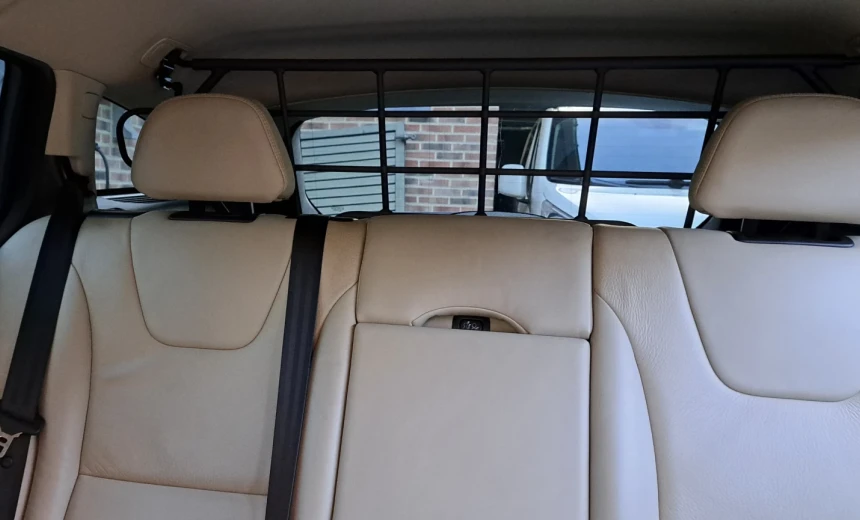 Volvo V60 2013 Hybrid Electric/Diesel Automatic Image 11
